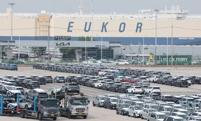 미국 이어 EU, 철강 관세 50%로 인상 추진... “한국 수출 비상”