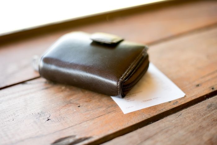 어르신이 분실한 지갑 찾아준 자영업자... 되돌아온 뜻밖의 보답에 ‘감동’