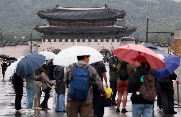 주말에도 비 주룩주룩... 13~14일 호우 특보 가능성