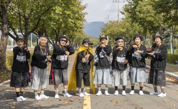 ‘평균 나이 85세’ 칠곡 할매래퍼 ‘수니와칠공주’, 쇼미더머니 출격