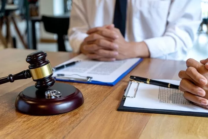 ‘모바일 청첩장’으로 발각된 남편의 이중결혼... 이혼 소송서 아내가 승소할 수 있었던 이유