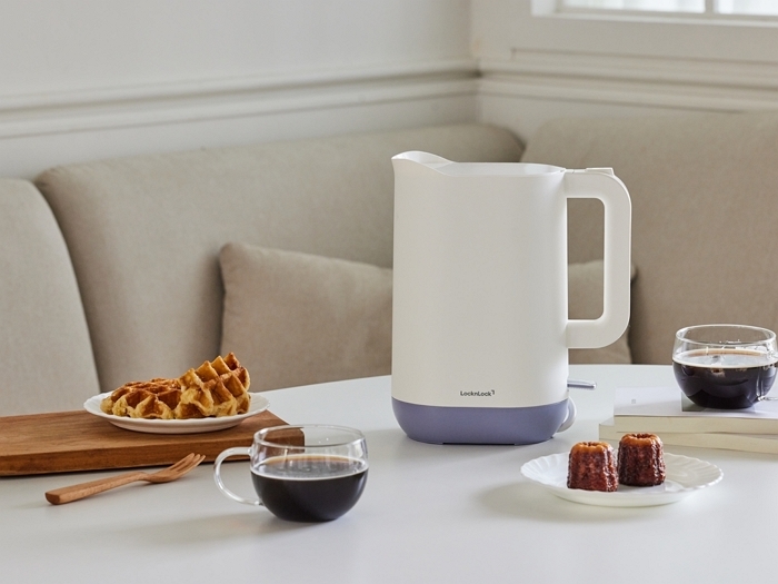 락앤락, 금속 맛 완벽 차단... 4중 세라믹 코팅 ‘세라믹 무선 전기포트’ 출시