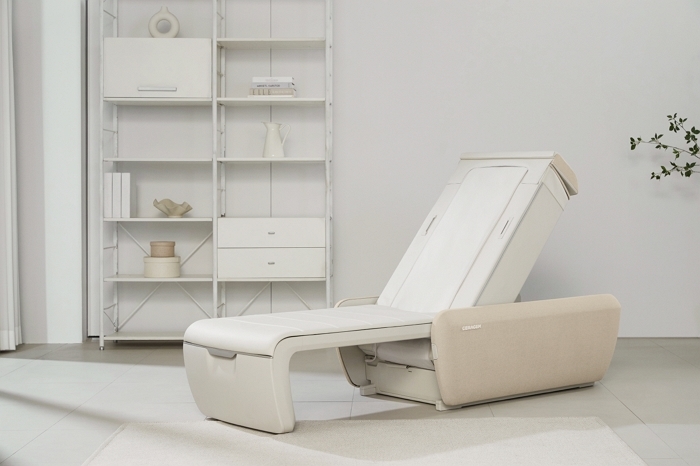 (사진자료4) 세라젬 '우리 가족 자세 바로잡기 챌린지' 1등 경품으로 제공되는 척추 관리 의료기기 '마스터 V9'.jpg