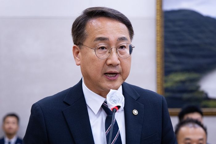 “존경하는 이재명 대통령께”... 장차관 국민추천제에 ‘셀프 추천서’ 작성 후 임명된 산림청장