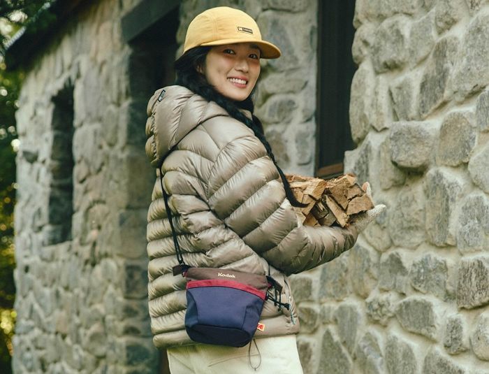 “요즘 날씨에 찰떡”... 코닥어패럴, 김혜윤과 함께한 FW 컬러라마 감성 아우터 라인업 공개