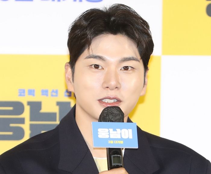 이이경 사생활 폭로자 돌연 사과... “AI사진, 장난으로 시작했다”