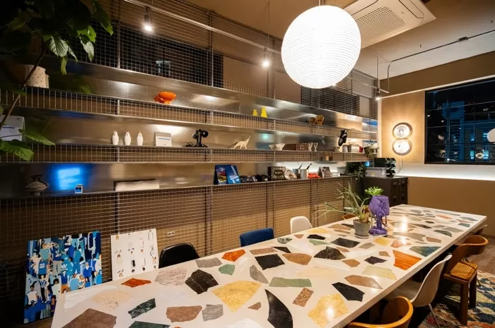 [이미지 2] 아디다스, 서울 성수동에 ‘CAFÉ 3 STRIPES SEOUL’ 오픈.jpg