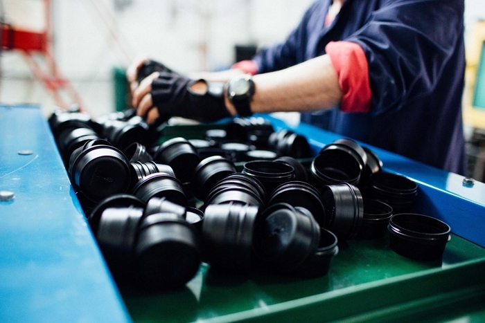 [러쉬코리아-보도자료] 러쉬, 글로벌 뷰티업계 최초 ‘오션 플라스틱 방지 인증(Prevented Ocean Plastic™)’ 용기 전환 확대 (2).jpg