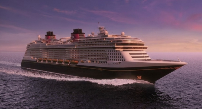 “딸 인생샷 찍어주려다” 디즈니 크루즈서 5세 여아 추락... 엄마는 적반하장 디즈니 탓