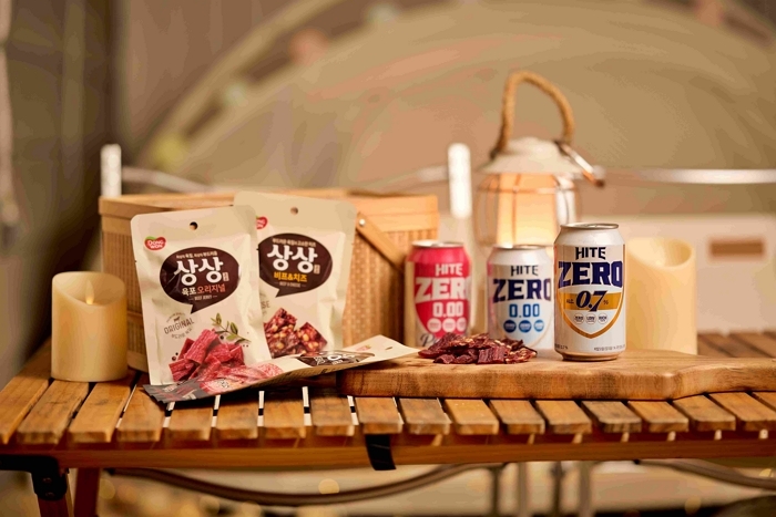 “알코올 부담없는 캠핑 필승 조합”... 하이트진로음료, 동원 F&B ‘상상육포’와 콜라보 기획전 진행