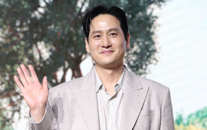 origin_박해준근사한미소.jpg