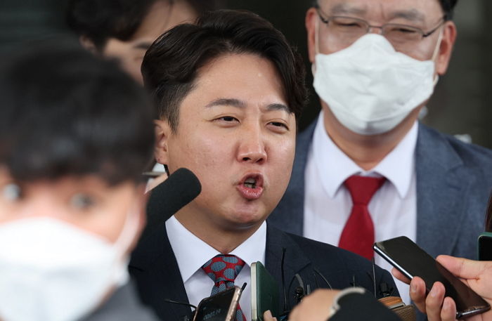 이준석, 장동혁 때리는 민주당에 “벤틀리타는 사람들이 경차 공격”