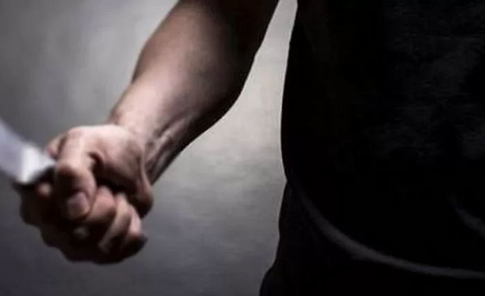 대낮 강북구 식당서 흉기 휘두른 60대 남성... 주인 부부 중태