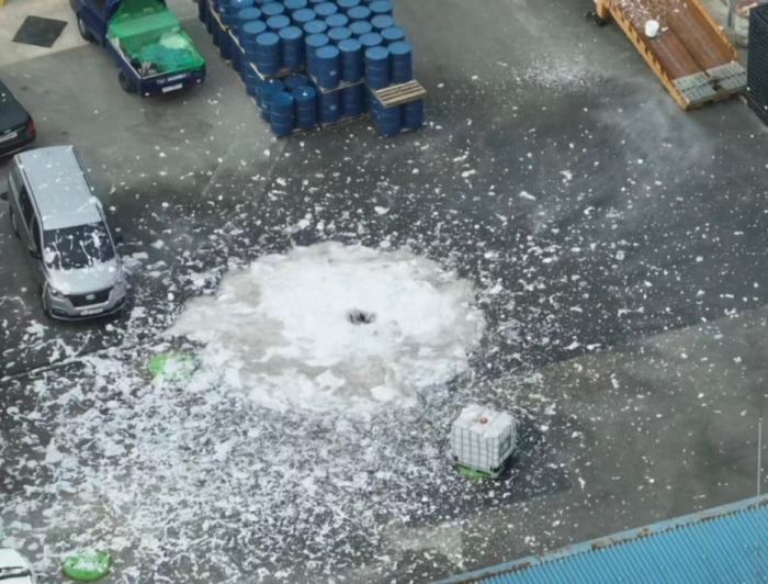 5일 만에 또 사고... 충북 음성 공장서 화학물질 400리터 유출, 20명 병원 이송