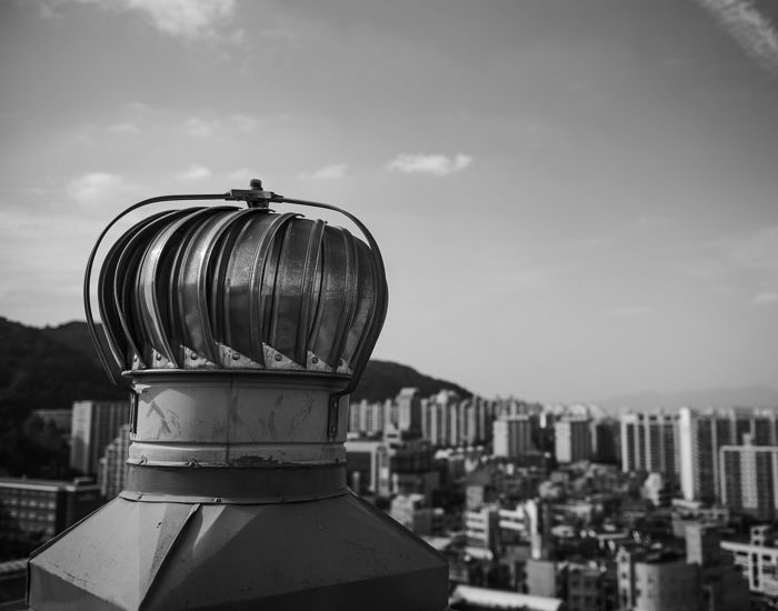 파주 아파트 옥상서 환풍기 교체하던 60대 관리사무소장 ‘추락사’