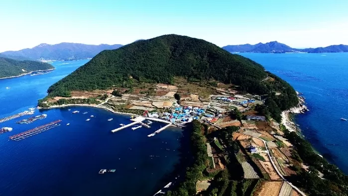 통영 한산도. 경남도청 제공