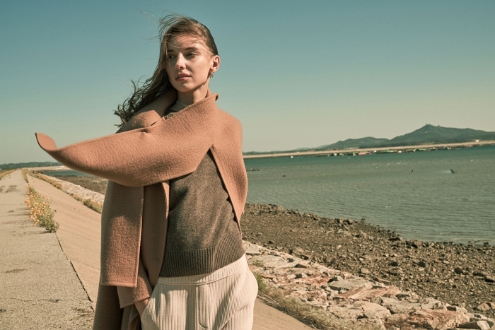 “추워도 패션은 못잃어”... 데일리스트, 포근함에 감성까지 챙긴 핸드메이드 코트 컬렉션