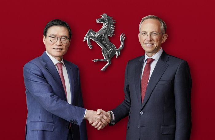 페라리 CEO 베네데토 비냐 한국 방문... 페라리코리아 출범 격려