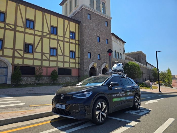 폭스바겐코리아, 도심 속 환경 보전에 수순전기 SUV ‘ID.4’ 차량 지원