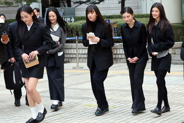 뉴진스 악플에 대응한다며 기부금 5000만원 모은 미성년 팬... 소년부 송치
