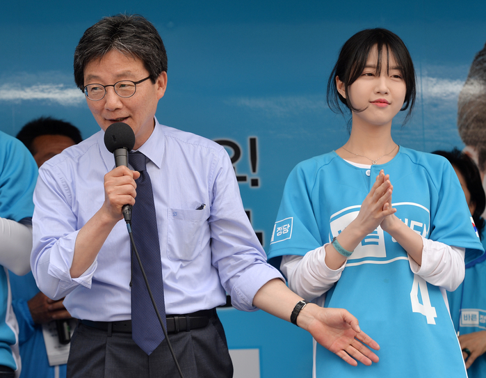 국감 현장서 ‘유승민 딸’ 유담 인천대 교수 ‘임용 형평성 논란’... 여야 설전 벌였다