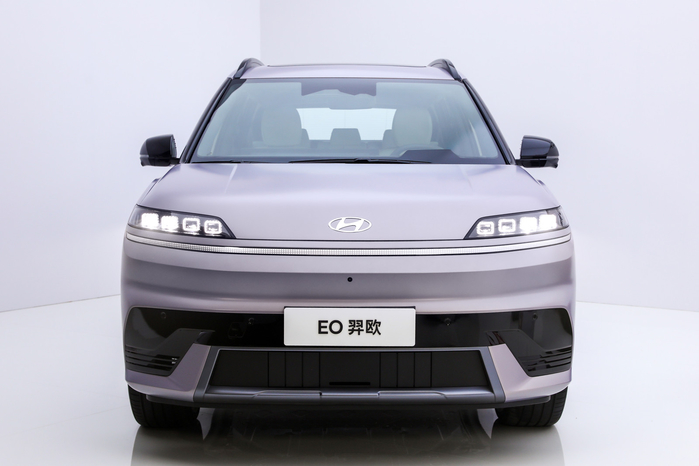 현대차, 중국 전기차 시장 공략 본격화한다... 전략형 SUV ‘일렉시오’ 공개