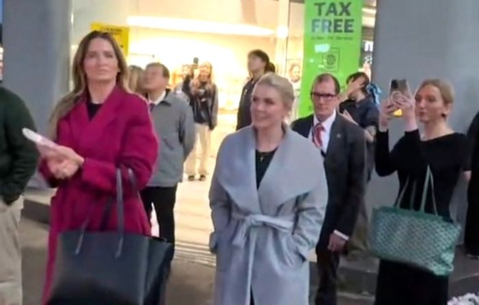 APEC서 증명된 K-뷰티 위상... 백악관 대변인부터 다카이치 日 총리·캐나다 총리 부인까지 사로잡아