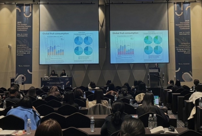 [이미지3] 2025 한국영양학회 추계국제학술대회 제스프리 후원 세션 현장.jpg