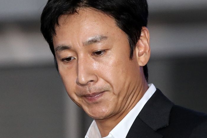 검찰, 故이선균 수사정보 유출한 경찰관에 ‘징역 3년’ 구형