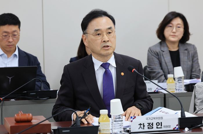 “의대 분리모집하고, 기피과 전공의는 병역면제해야”