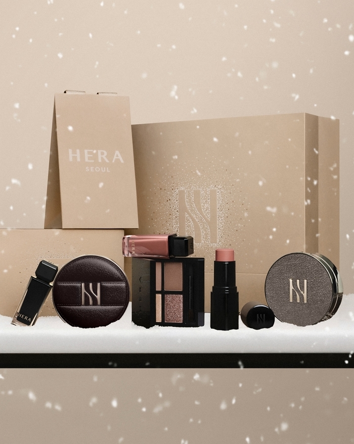 [보도사진] 헤라 2025 홀리데이 컬렉션 '올 댓 글램' 연출 이미지(2)_251104.jpg