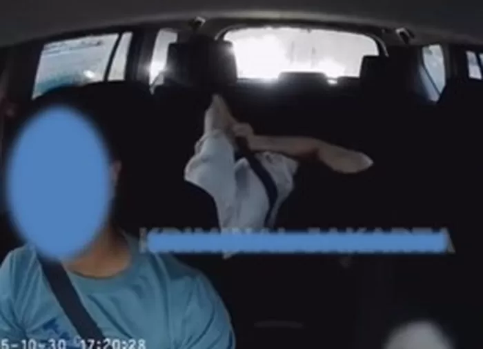 “한국인이 자카르타 택시서 폰 던지고 욕설”... SNS 뒤집은 블랙박스 영상