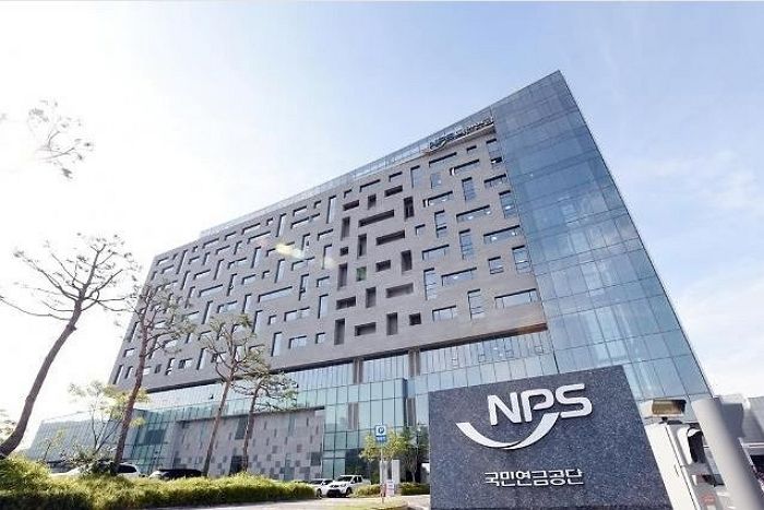 올해 수익 100조원 기록한 국민연금... ‘이곳’ 주식 1147만주 쓸어 담았다