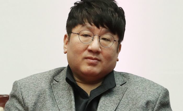 경찰 ‘1900억 부당이득 혐의’ 하이브 방시혁 의장 ‘재수사’