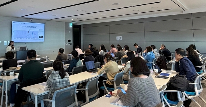 두나무가 연 ‘디지털금융 교실’... NH투자증권 PB들 첫 수강생 됐다