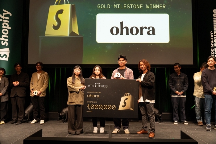 젤네일 브랜드 오호라, 누적 주문 100만 건 달성... 일본 쇼피파이 ‘골드 마일스톤’ 영예