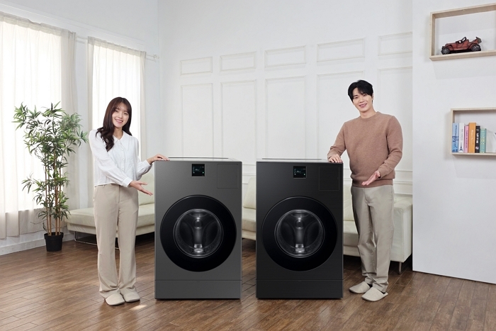 삼성전자, AI 세탁건조기 ‘비스포크 콤보’ 새 색상 ‘다크스틸·블랙캐비어’ 공개