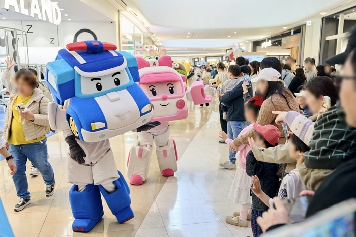 스타필드 퍼레이드2 복사.jpg