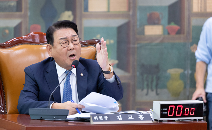 김교흥 의원 “재벌 광고주협회가 언론기금·윤리기구 좌지우지... 전례 없는 일”