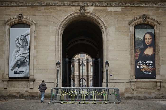 1400억 보석 털린 루브르 박물관 ‘비밀번호’ 공개됐다... “털릴만 하네”