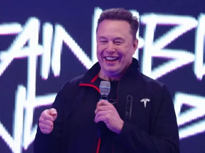 머스크 1조달러 보상안 가결에 1분간 춤추며 환호 “삼성 한국공장서 AI5칩 생산”