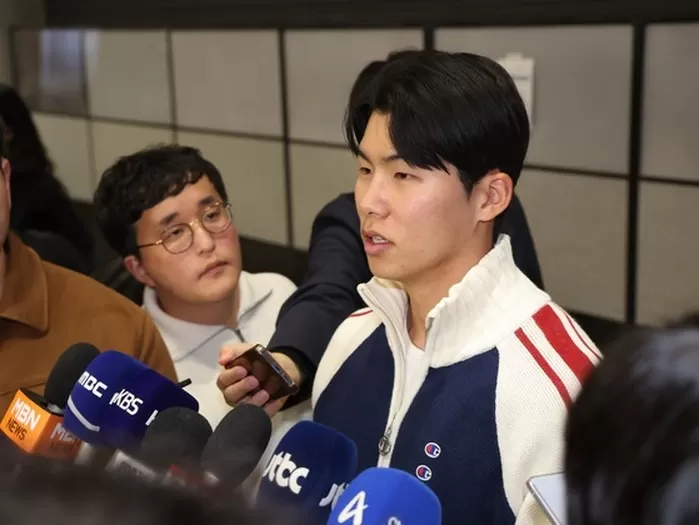 메이저리그 진출 첫 시즌에 우승을 경험한 김혜성이 6일 귀국 인터뷰를 가졌다. 뉴스1