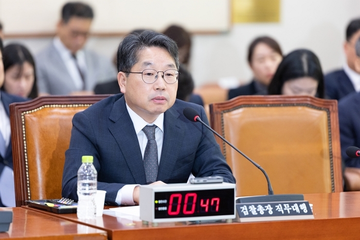 검찰총장 대행 “대장동 사건, 항소 안하는게 타당하다고 판단... 제 책임 하에 숙고 끝에 내린 결정”