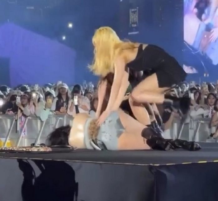 현아, 마카오 공연 중 실신... “아무 기억도 안 나... 정말 정말 미안해”