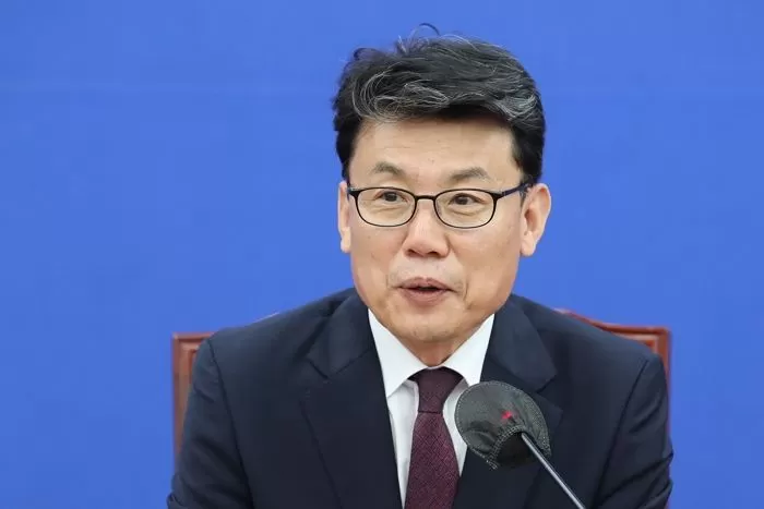 상승 달리는 코스피, 악재 맞나... 민주당 진성준, 또 ‘이 세금’ 추진 주장