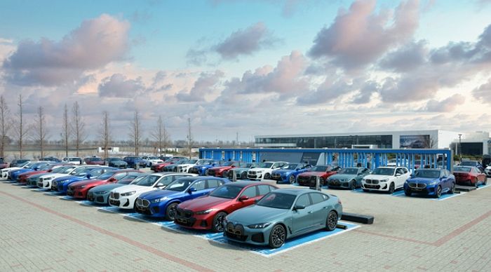 BMW 전기차 멤버십, 반년 만에 2500명 돌파... “내연기관 운전자 10명 중 8명 ‘생각 바뀌었다’”