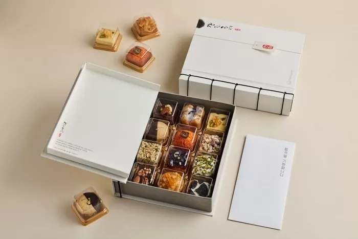 김승연 한화그룹 회장이 임직원 수험생 가족에게 전달한 2026학년도 대학수학능력시험(수능) 합격 기원 선물. 한화그룹 제공