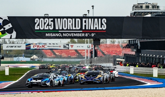 [사진자료2] 람보르기니 슈퍼 트로페오 2025 월드 파이널 경기 장면.jpg