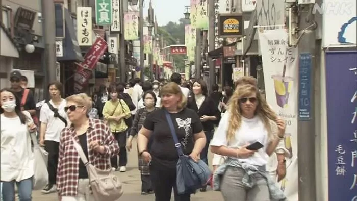 외국인 관광객으로 가득 찬 일본 거리 / NHK
