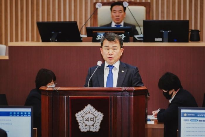 ‘李 대통령 생가 복원’ 건의한 서대문구의회, 논란일자 ‘철회’